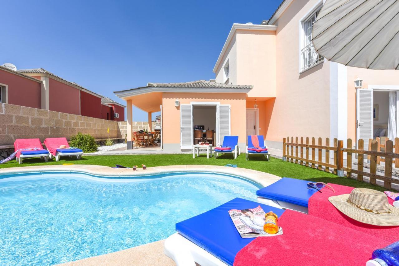Aloe Con Piscina Climatizada, Playa Fañabe, Costa Adeje Сasa de vacaciones *